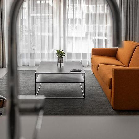Petunia De Haan - Casselbergh Residences Luaran gambar